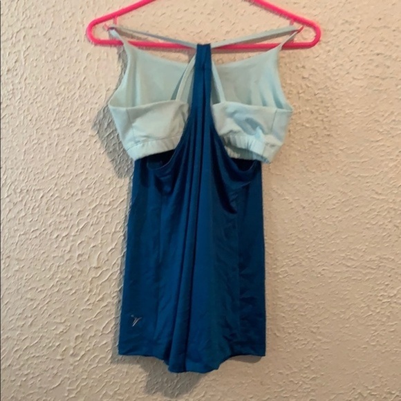 Old Navy Teal and Baby Blue Workout Tank Top - Picture 4 of 4
